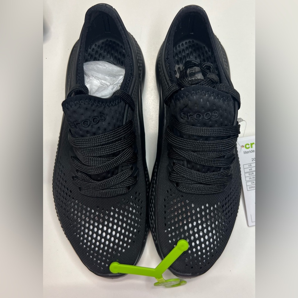 Crocs Literide 360 pacer sneakers black W5